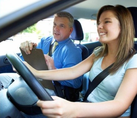 11 Reasons To Find A Driving Instructor Near You - Reca Blog