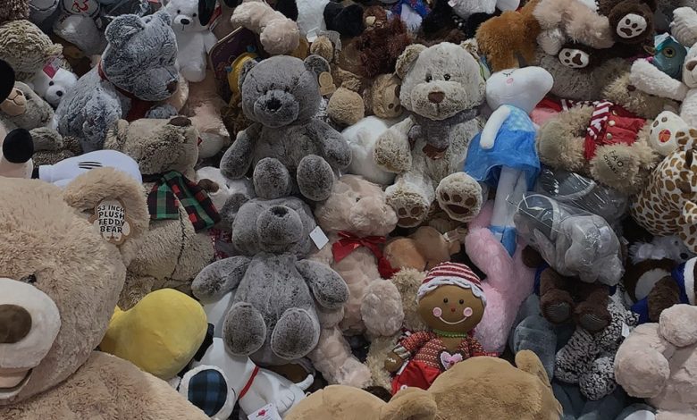 giant teddy bears