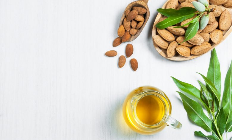 almond meaning in urdu,