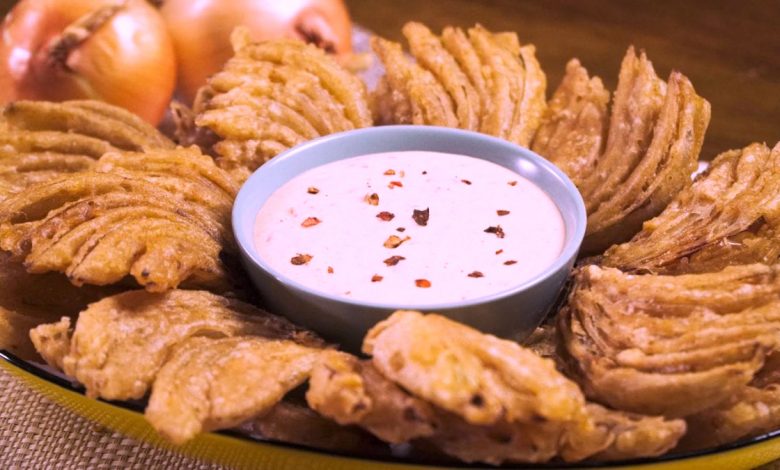 How To Heat Blooming Onions - Guide To The Best Ways To Heat Flour Onions