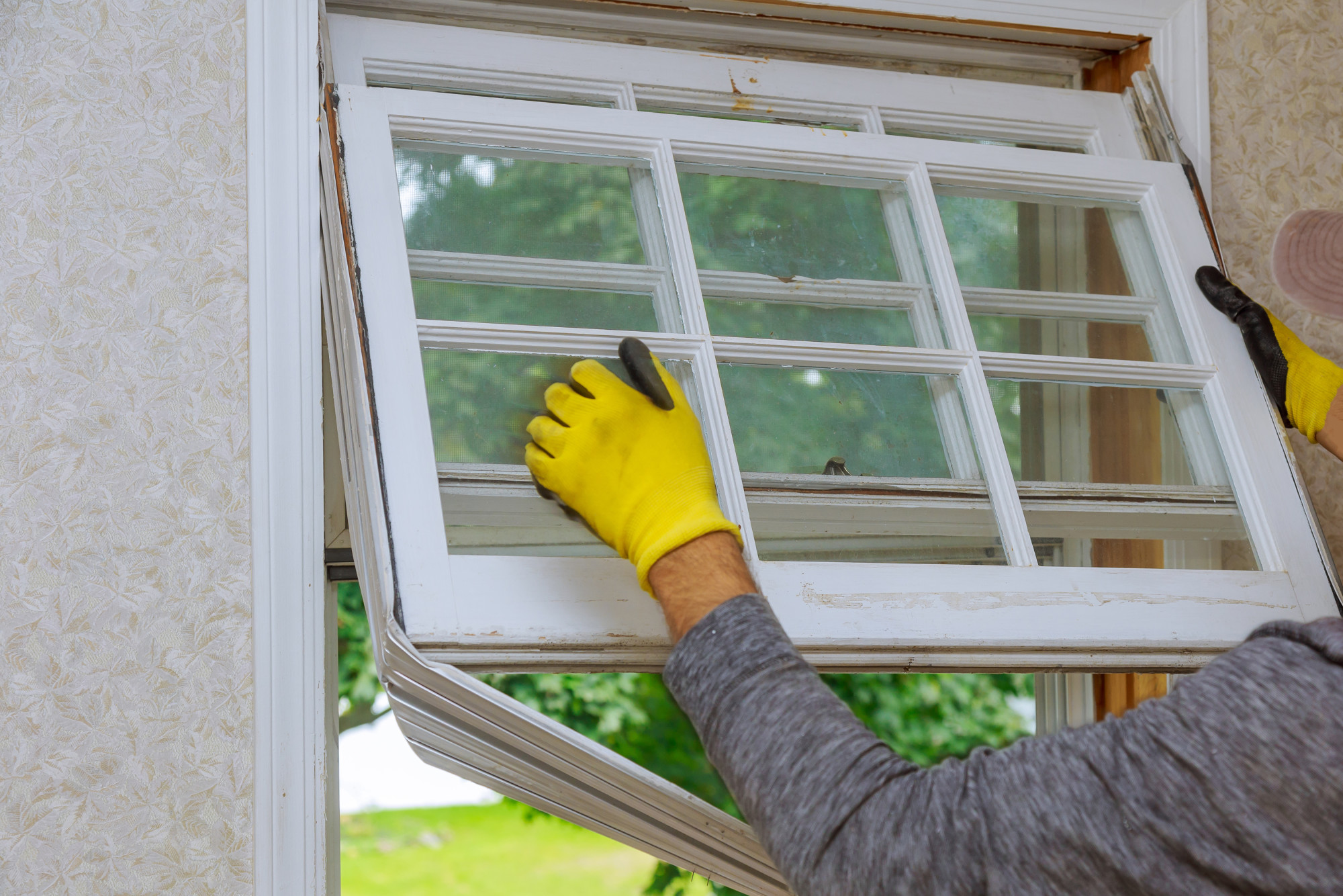 Tips for Broken Window Repair