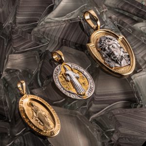 Religious Gold Pendants