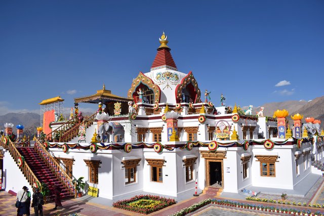 monasteries in ladakh