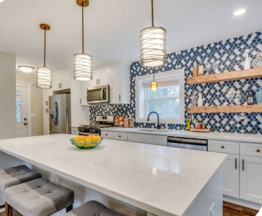 Aline Kitchen